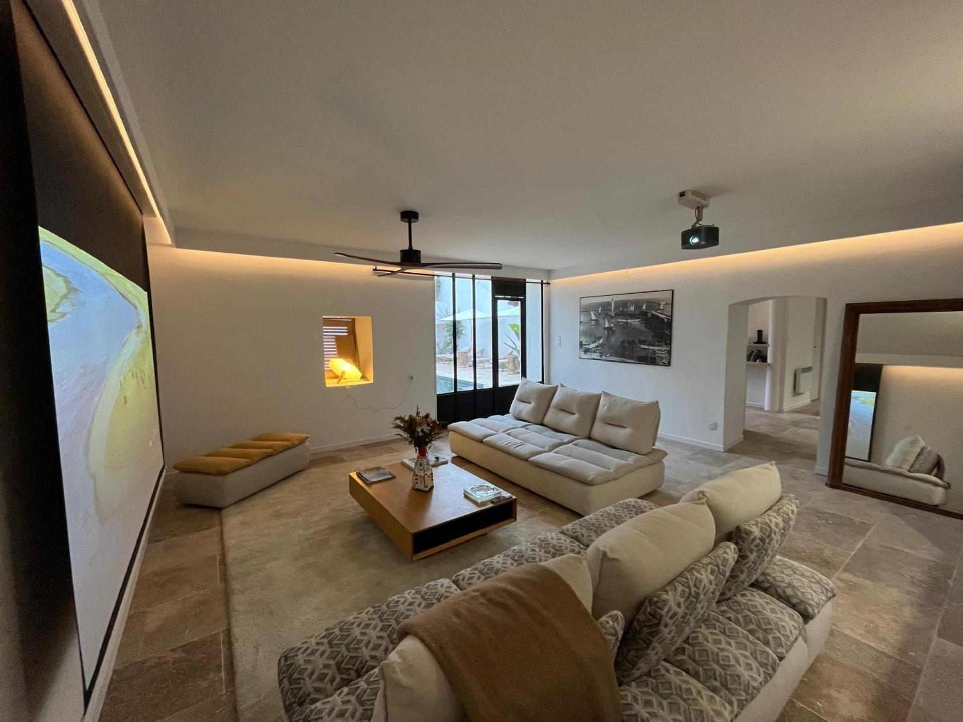 La Maison De Ville - Piscine - Spa Sète Dış mekan fotoğraf